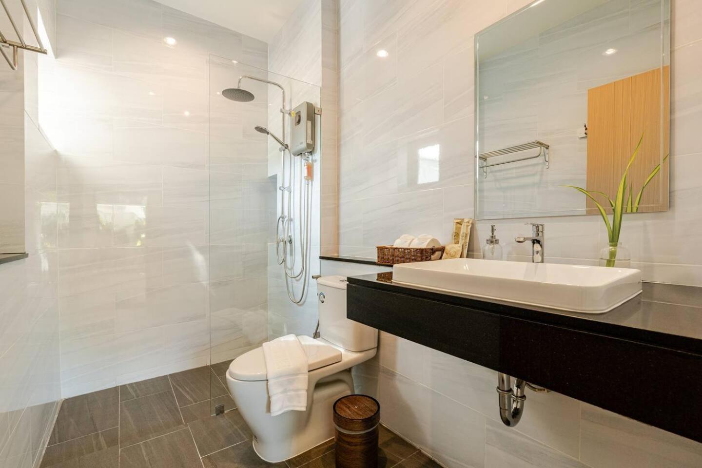 Oasis By The Sea M3- House With Pool And Amenities * Phuket